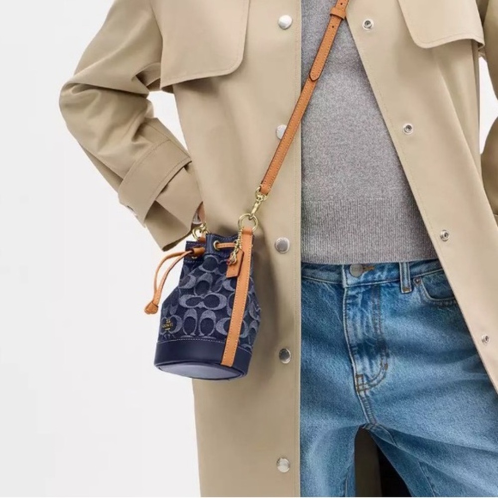 🔥NWT COACH Mini Bucket‎ Bag In Signature Denim - Picture 10 of 10